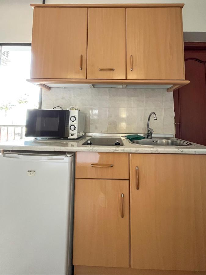 Beatriz Charming Hostal Torremolinos Exterior photo