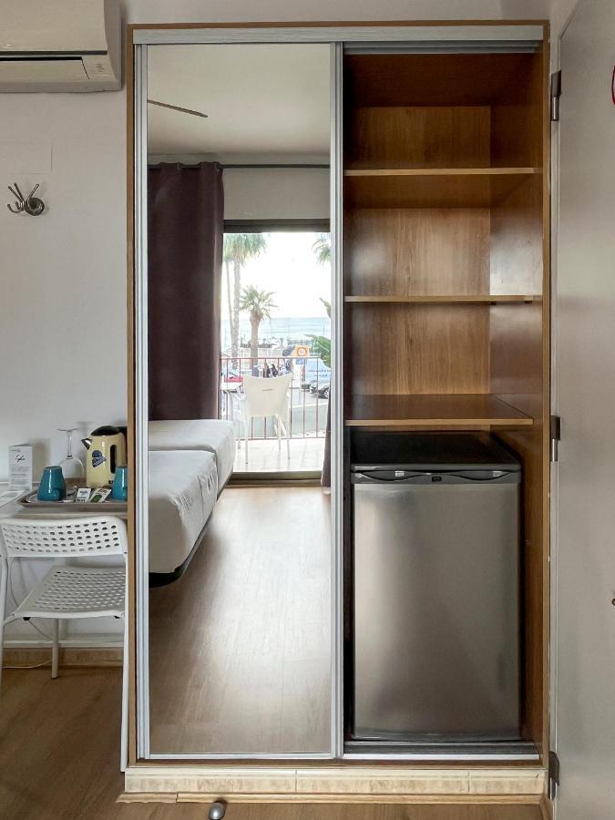 Beatriz Charming Hostal Torremolinos Exterior photo
